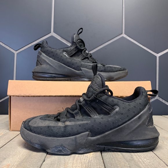 ~Used W/O Box! Nike Lebron 13 Low Triple Black Basketball Sneakers Size 6Y - Picture 1 of 6